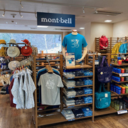 モンベル
