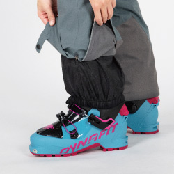 内側のインナースパッツ