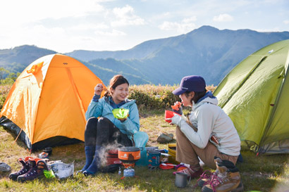 夏山登山装備ガイド テント泊登山編｜モンベル